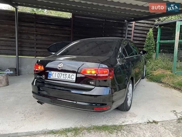 Авто Volkswagen Jetta 2017 № 8081369