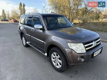 Авто Mitsubishi Pajero 2010 № 8081386