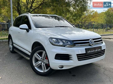 Авто Volkswagen Touareg 2014 № 8081550