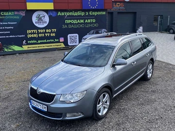 Авто Skoda Superb 2010 № 8082042