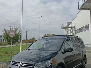 Авто Volkswagen Touran 2012 № 8082095