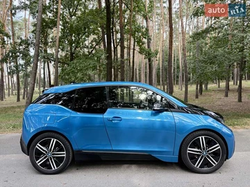 Авто BMW I3 2018 № 8082100
