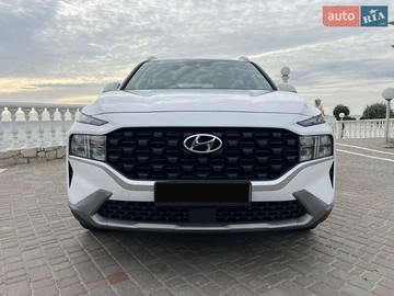 Авто Hyundai Santa Fe 2023 № 8082415