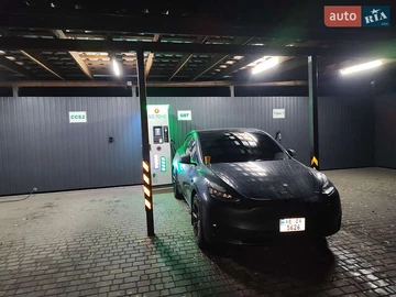 Авто Tesla Model Y 2022 № 8082440