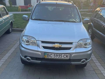 Авто Chevrolet Niva 2011 № 8082676