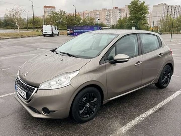 Авто Peugeot 208 2013 № 8082681