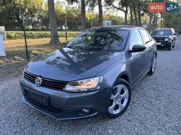 Авто Volkswagen Jetta 2014 № 8082853