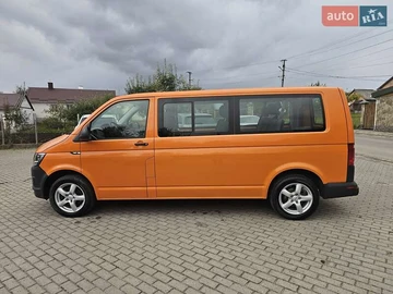 Авто Volkswagen Transporter 2018 № 8083176