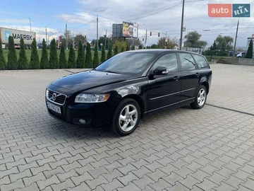 Авто Volvo V50 2011 № 8083849