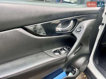 Авто Nissan Rogue 2017 № 8084167