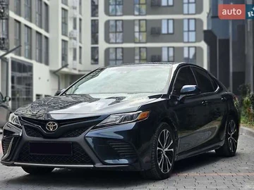Авто Toyota Camry 2018 № 8084179