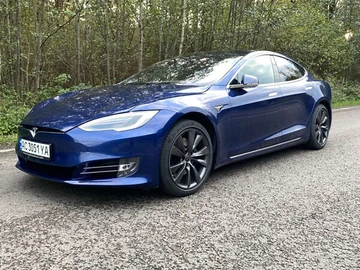 Авто Tesla Model S 2019 № 8084268