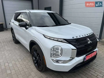 Авто Mitsubishi Outlander 2023 № 8084269
