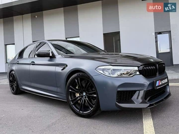 Авто BMW M5 2018 № 8084491