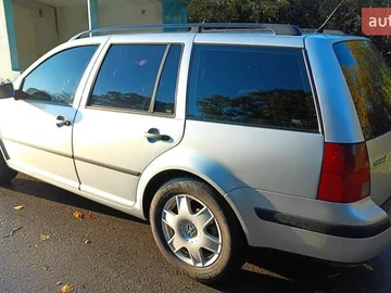 Авто Volkswagen Golf 2001 № 8084567