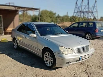 Авто Mercedes C-Class 2003 № 8084575