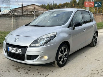 Авто Renault Scenic 2011 № 8084888