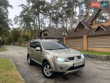 Авто Mitsubishi Outlander Xl 2008 № 8085138