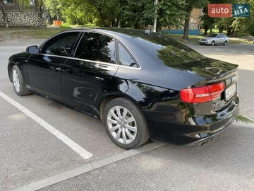 Авто Audi A4 2014 № 8085328