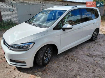 Авто Volkswagen Touran 2018 № 8085410