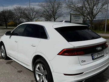 Авто Audi Q8 2020 № 8085501