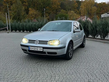 Авто Volkswagen Golf 2001 № 8085535