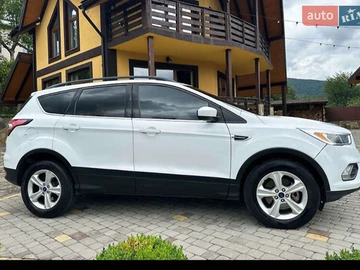 Авто Ford Escape 2018 № 8085562