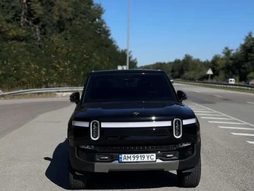 Авто Rivian R1T 2024 № 8085593