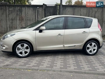 Авто Renault Scenic 2010 № 8085665
