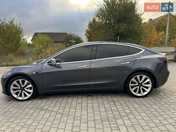 Авто Tesla Model 3 2019 № 8085698