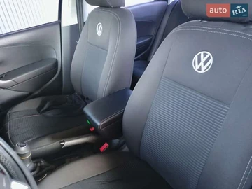 Авто Volkswagen Polo 2011 № 8085711