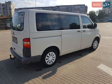Авто Volkswagen Transporter 2006 № 8085961