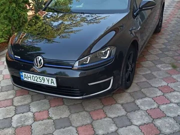 Авто Volkswagen E-Golf 2016 № 8086075
