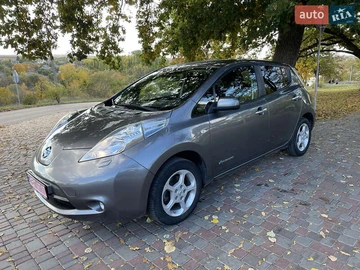 Авто Nissan Leaf 2015 № 8086504