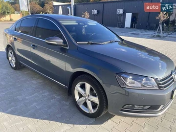 Авто Volkswagen Passat 2013 № 8086574