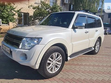 Авто Mitsubishi Pajero Wagon 2014 № 8086685