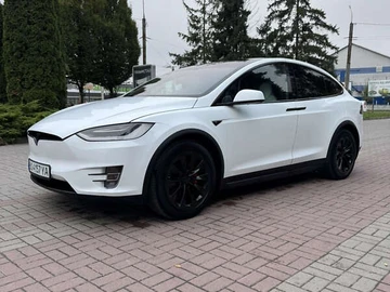 Авто Tesla Model X 2016 № 8086687