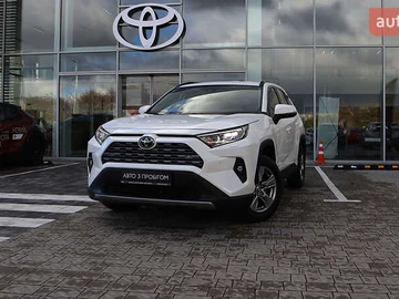 Авто Toyota Rav4 2023 № 8086707