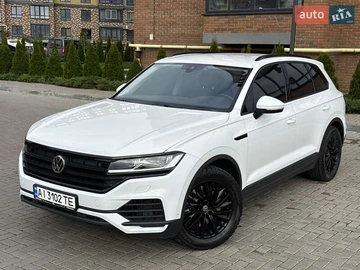 Авто Volkswagen Touareg 2018 № 8086783
