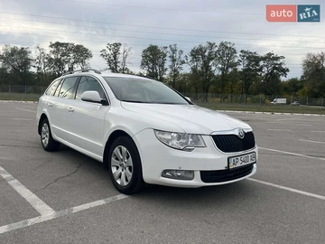 Авто Skoda Superb 2012 № 8087008