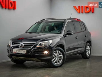 Авто Volkswagen Tiguan 2010 № 8087150
