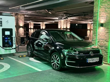 Авто Volkswagen E-Golf 2019 № 8087177