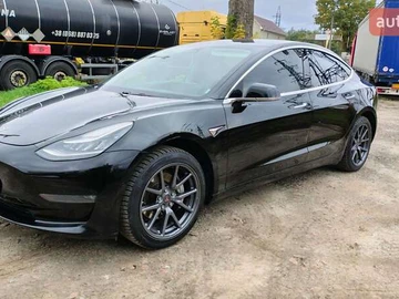 Авто Tesla Model 3 2019 № 8087196