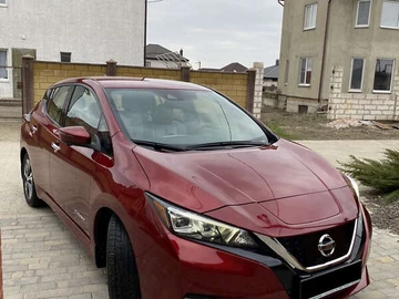 Авто Nissan Leaf 2018 № 8087203