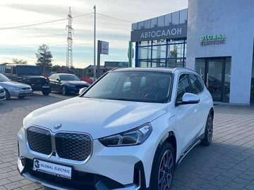 Авто BMW Ix1 2023 № 8087473