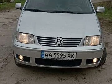 Авто Volkswagen Polo 2000 № 8087549