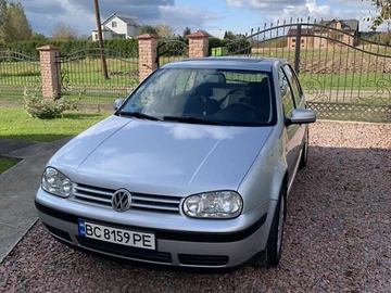 Авто Volkswagen Golf 2000 № 8087561