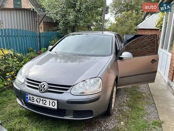 Авто Volkswagen Golf 2004 № 8087673