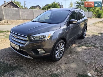 Авто Ford Kuga 2017 № 8088025