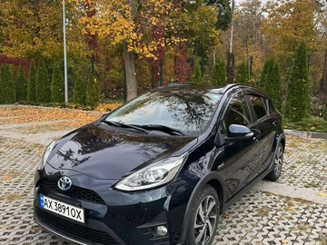 Авто Toyota Aqua 2019 № 8088038